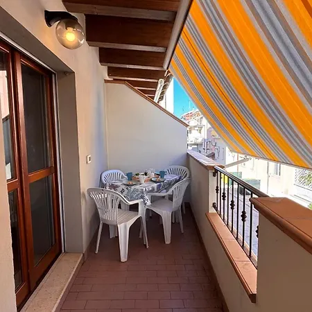 Virgilio Silvi Apartment *